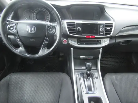 Honda Accord 2013 года за 7 631 666 тг. в Актобе – фото 7