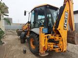 JCB  3Сх 2011 года за 20 000 000 тг. в Атырау – фото 2