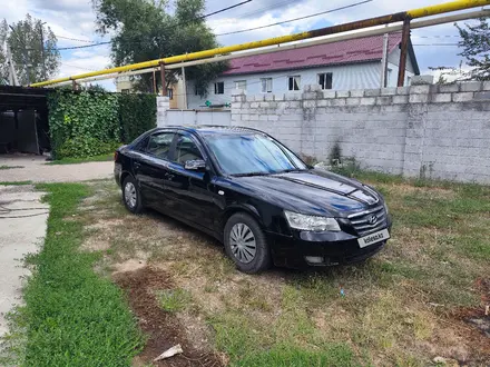 Hyundai Sonata 2006 года за 2 990 000 тг. в Алматы – фото 4