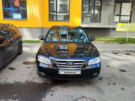 Hyundai Sonata 2006 года за 2 990 000 тг. в Алматы – фото 2