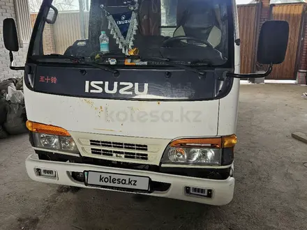 Isuzu 2012 года за 9 000 000 тг. в Алматы