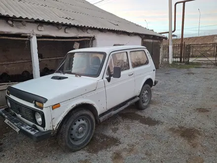 ВАЗ (Lada) Lada 2121 1998 года за 900 000 тг. в Шымкент – фото 2