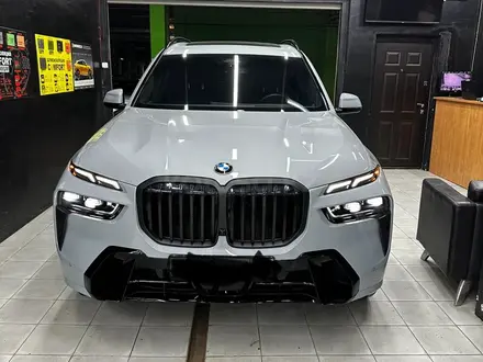 BMW X7 2023 года за 69 500 000 тг. в Астана – фото 4