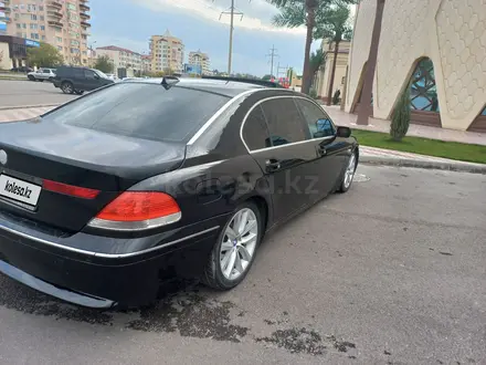 BMW 745 2004 года за 5 500 000 тг. в Тараз – фото 23