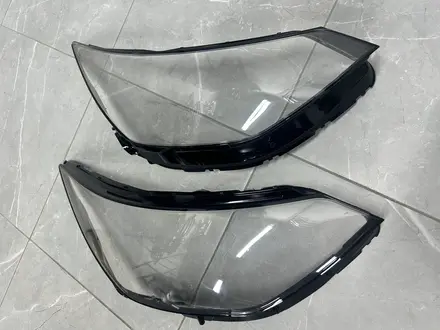 Стекло фары Hyundai Sonata 2021 за 45 000 тг. в Алматы – фото 3