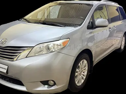 Toyota Sienna 2015 года за 12 800 000 тг. в Атырау – фото 6