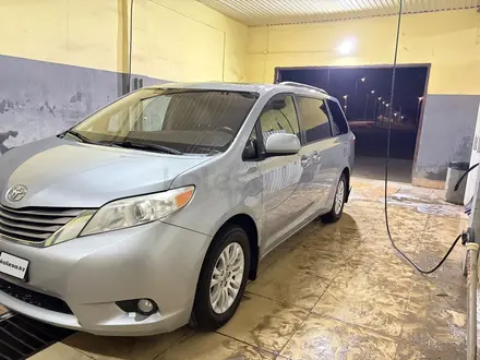 Toyota Sienna 2015 года за 12 800 000 тг. в Атырау – фото 7