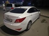 Hyundai Solaris 2015 года за 6 000 000 тг. в Актау – фото 2