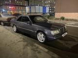 Mercedes-Benz E 200 1995 года за 2 420 000 тг. в Павлодар – фото 2