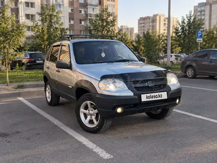 Chevrolet Niva 2014 года за 2 900 000 тг. в Усть-Каменогорск – фото 2