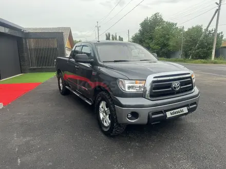 Toyota Tundra 2012 года за 17 000 000 тг. в Тараз – фото 2