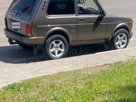 ВАЗ (Lada) Lada 2121 2018 года за 3 500 000 тг. в Астана – фото 2