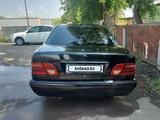 Mercedes-Benz E 200 1999 года за 3 200 000 тг. в Петропавловск – фото 4