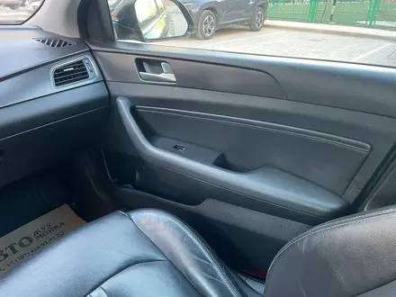Hyundai Sonata 2016 года за 8 500 000 тг. в Актау – фото 5