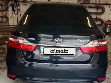 Toyota Camry 2014 года за 11 450 000 тг. в Астана – фото 2