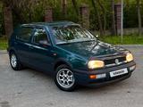 Volkswagen Golf 1993 года за 1 750 000 тг. в Алматы