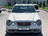 Mercedes-Benz E 320 2001 годаfor4 800 000 тг. в Астана – фото 2