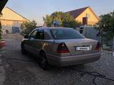 Mercedes-Benz C 180 1994 года за 1 000 000 тг. в Алматы – фото 5