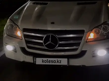 Mercedes-Benz GL 550 2008 года за 8 000 000 тг. в Алматы – фото 20