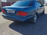 Mercedes-Benz E 240 1998 годаүшін3 400 000 тг. в Караганда – фото 3