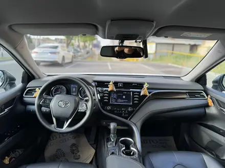 Toyota Camry 2019 года за 12 200 000 тг. в Шымкент – фото 11