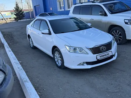 Toyota Camry 2013 года за 9 200 000 тг. в Кокшетау – фото 2