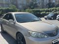 Toyota Camry 2005 года за 5 000 000 тг. в Актау – фото 2