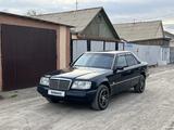 Mercedes-Benz E 200 1994 года за 3 000 000 тг. в Жезказган – фото 2