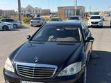 Mercedes-Benz S 350 2006 годаүшін7 800 000 тг. в Актау – фото 2