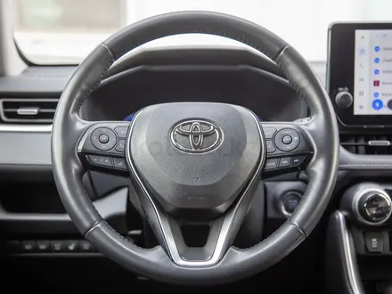 Toyota RAV4 Luxe+ 2024 года за 18 990 000 тг. в Алматы – фото 14