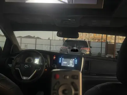 Toyota Sienna 2016 года за 7 700 000 тг. в Атырау – фото 14
