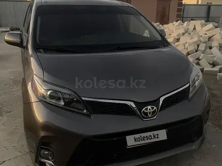 Toyota Sienna 2016 года за 7 700 000 тг. в Атырау – фото 17