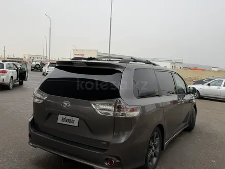 Toyota Sienna 2016 года за 7 700 000 тг. в Атырау – фото 22
