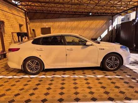 Kia K5 2016 года за 7 200 000 тг. в Астана – фото 2