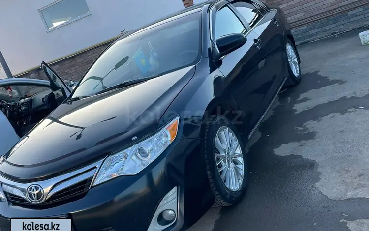 Toyota Camry 2014 годаүшін7 500 000 тг. в Актобе