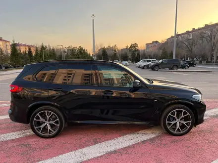 BMW X5 2020 года за 47 000 000 тг. в Алматы – фото 2