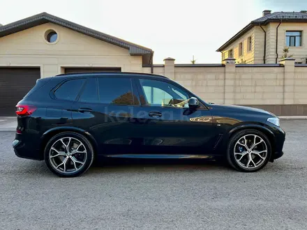 BMW X5 2020 года за 37 900 000 тг. в Караганда – фото 28
