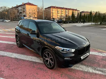 BMW X5 2020 года за 47 000 000 тг. в Алматы – фото 4