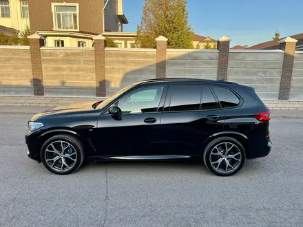 BMW X5 2020 года за 37 900 000 тг. в Караганда – фото 32