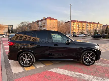 BMW X5 2020 года за 47 000 000 тг. в Алматы – фото 36