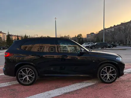 BMW X5 2020 года за 37 900 000 тг. в Караганда – фото 6