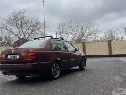 Volkswagen Vento 1992 года за 900 000 тг. в Караганда – фото 3