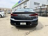 Hyundai Elantra 2020 года за 5 850 000 тг. в Актобе – фото 3