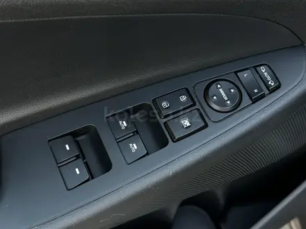 Hyundai Tucson 2018 года за 9 900 000 тг. в Актобе – фото 17