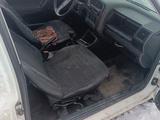 Volkswagen Golf 1994 годаfor700 000 тг. в Есик – фото 4
