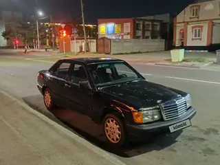 Mercedes-Benz 190