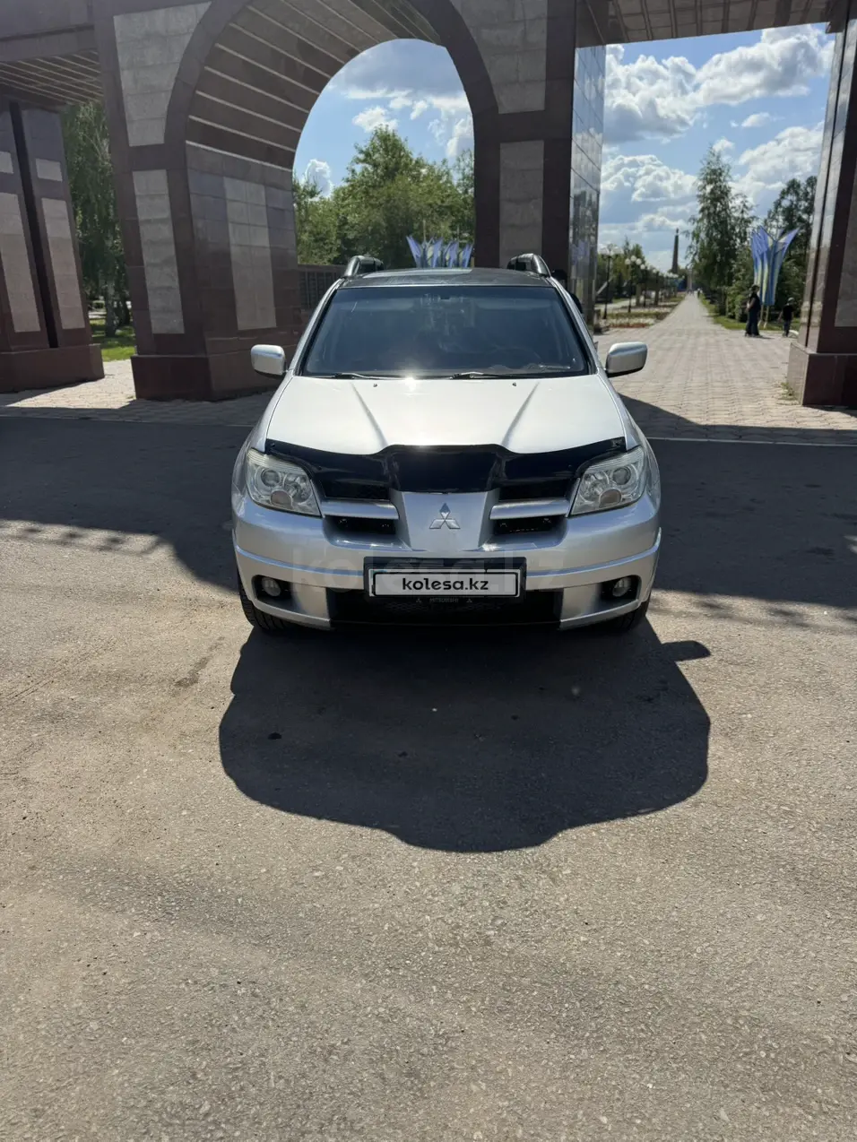 Mitsubishi Outlander, 2004