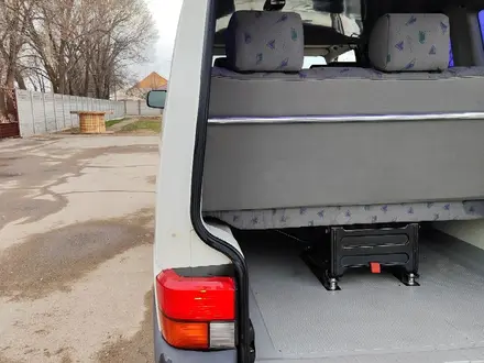 Volkswagen Transporter 2002 года за 6 500 000 тг. в Тараз – фото 20