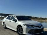 Toyota Camry 2018 годаfor11 700 000 тг. в Актобе