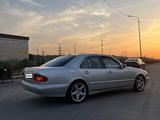 Mercedes-Benz E 280 2001 года за 5 300 000 тг. в Шымкент – фото 2
